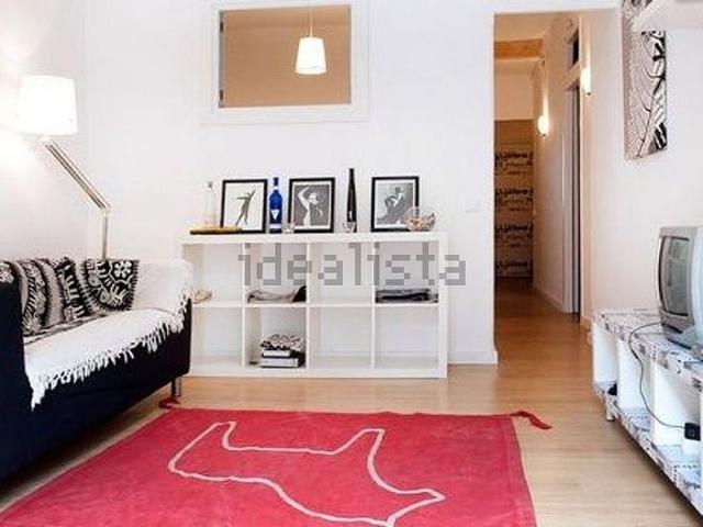 Piso en venta en calle Nou de la Rambla, Barcelona, de 90 m² 3 habitaciones por 279.000