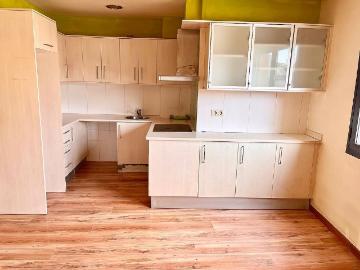 Piso en venta en calle Nou, Torelló, de 55 m² 2 habitaciones por 128.000