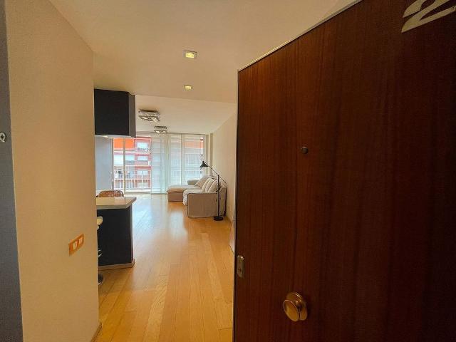 Piso en venta en calle Oceania, Badalona, de 67 m² 3 habitaciones por 202.000