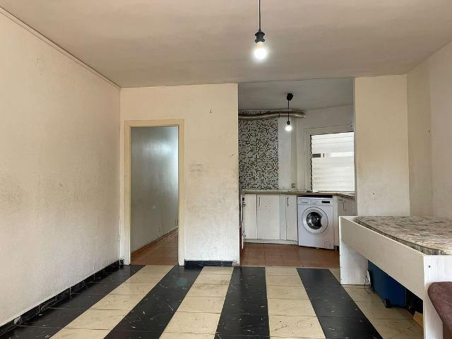 Piso en venta en calle Aurelia, Salou, de 58 m² 2 habitaciones por 140.000