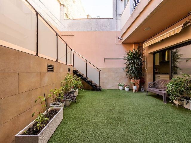 Piso en venta en calle Ablad', Terrassa, de 130 m² 3 habitaciones por 299.500