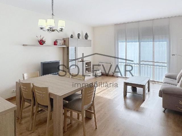 Piso en venta en calle Acadèmia General Bàsica de Suboficiales, Tremp, de 90 m² 3 habitaciones por 180.000