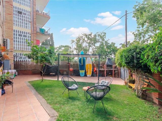 Piso en venta en calle Aiguamolls, Vilanova i La Geltrú, de 68 m² 3 habitaciones por 372.600