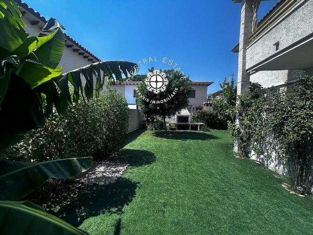 Piso en venta en calle Álvaro de Bazán, Cambrils, de 89 m² 3 habitaciones por 319.000