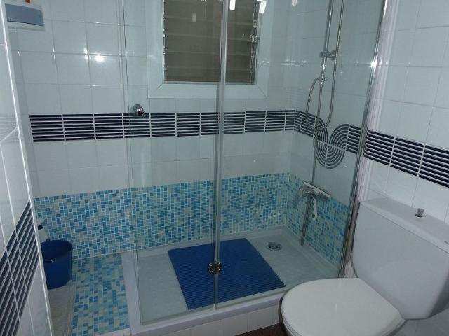 Piso en venta en calle America, Lloret de Mar, de 51 m² 2 habitaciones por 195.000