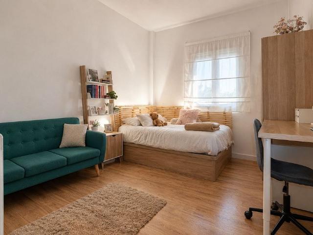 Piso en venta en calle antoni Torrella, Terrassa, de 101 m² 4 habitaciones por 265.000