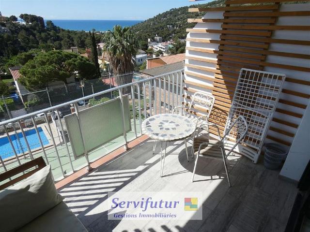 Piso en venta en calle Antoni Gaudi, Castelldefels, de 55 m² 2 habitaciones por 310.000