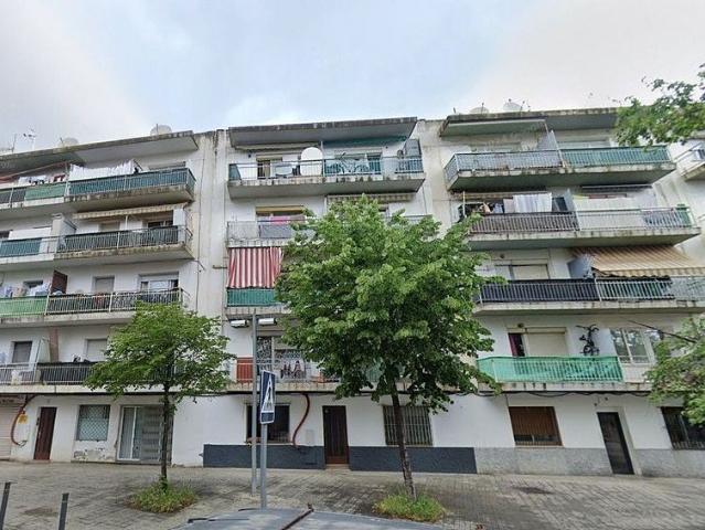Piso en venta en calle Aquari, Figueres, de 81 m² 3 habitaciones por 70.000