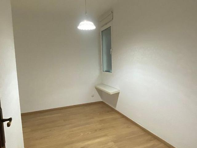 Piso en venta en calle Arago, Barcelona, de 60 m² 2 habitaciones por 350.000