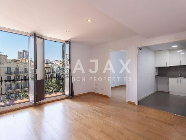 Piso en venta en calle Aribau, Barcelona, de 80 m² 2 habitaciones por 750.000