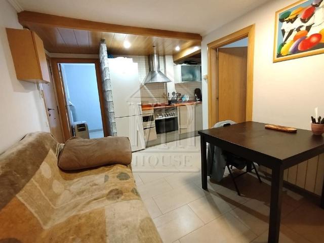 Piso en venta en calle Bailén, Badalona, de 50 m² 3 habitaciones por 155.000
