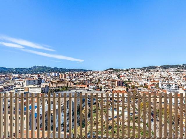 Piso en venta en calle Barcelo, Mataró, de 89 m² 2 habitaciones por 390.000