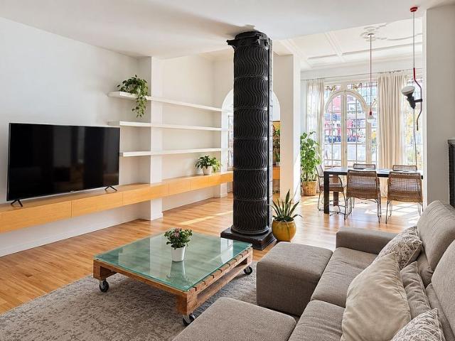 Piso en venta en calle Barcelona, Girona, de 193 m² 5 habitaciones por 730.000