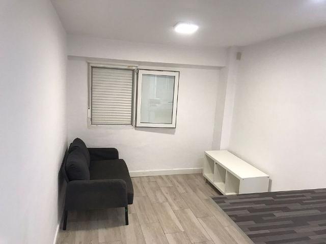 Piso en venta en calle Barceloneta, Reus, de 35 m² 1 habitación por 55.000