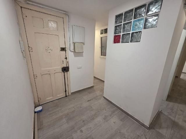 Piso en venta en calle Bejar, Barcelona, de 38 m² 1 habitación por 185.000