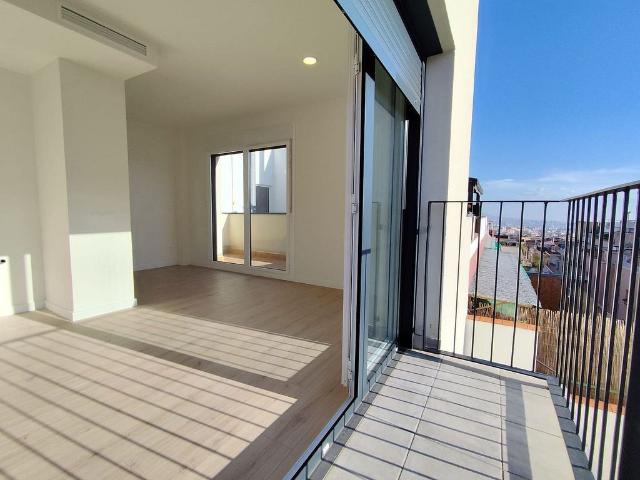 Piso en venta en calle Bernat Bransi, Barcelona, de 54 m² 1 habitación por 338.000