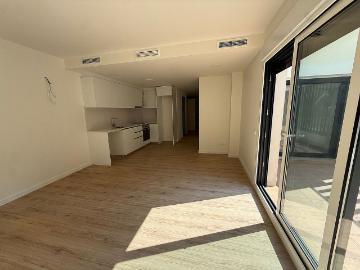 Piso en venta en calle Bernat Bransi, Barcelona, de 85 m² 3 habitaciones por 358.400