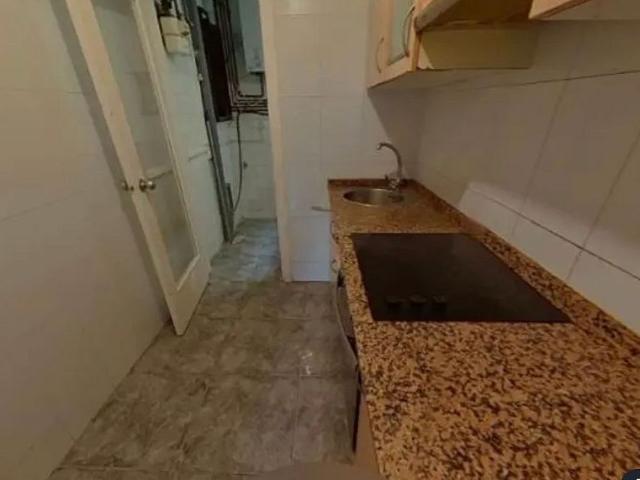 Piso en venta en calle Beret, Barcelona, de 75 m² 2 habitaciones por 132.805