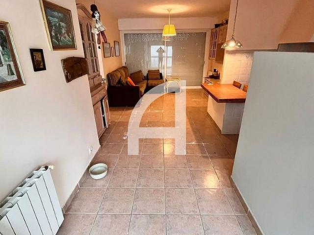 Piso en venta en calle Bilbao, Castell Platja d´Aro, de 40 m² 2 habitaciones por 240.000