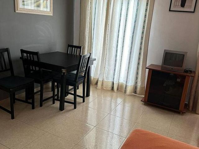 Piso en venta en calle Bisbe Iglesias Navarri, Seu d´Urgell, la, de 82 m² 3 habitaciones por 195.000
