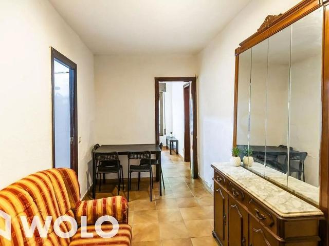 Piso en venta en calle Blanca, Barcelona, de 42 m² 2 habitaciones por 189.000