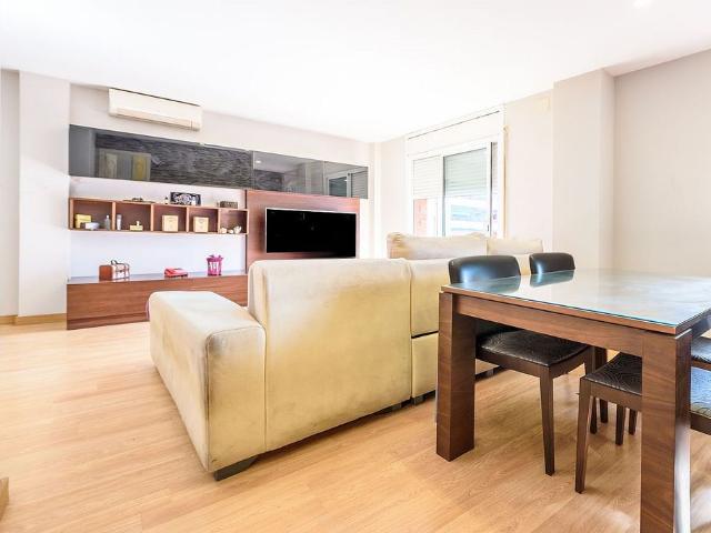 Piso en venta en calle Bloc Ecuador, Tarragona, de 75 m² 2 habitaciones por 169.000
