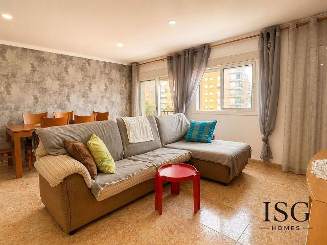 Piso en venta en calle Bloc Sant Jordi, Tarragona, de 64 m² 2 habitaciones por 110.000