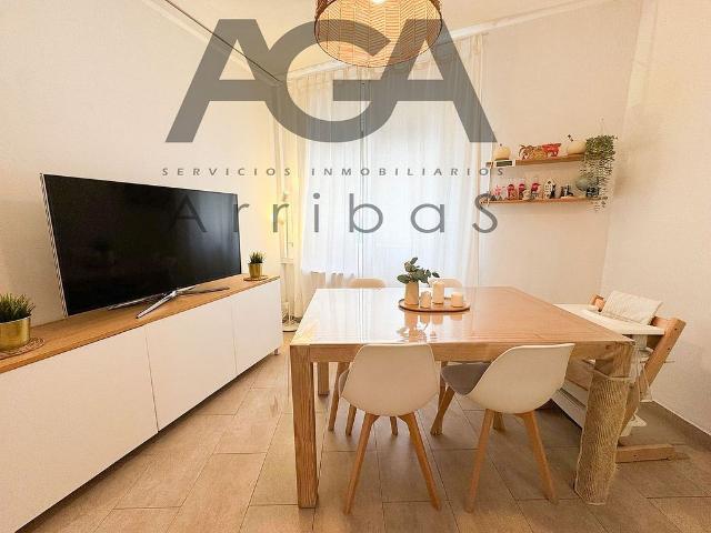 Piso en venta en calle Cuba, Badalona, de 54 m² 2 habitaciones por 155.000