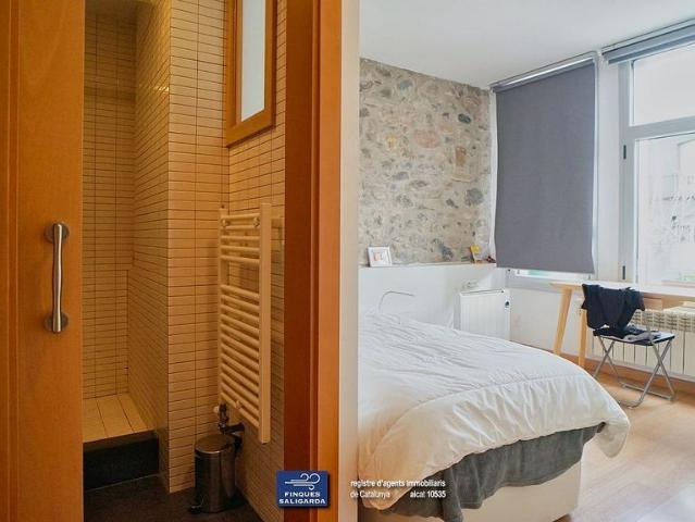 Piso en venta en calle Calàbria, Garriga, La, de 102 m² 4 habitaciones por 427.000