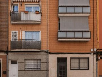 Piso en venta en calle Campoamor, Hospitalet de Llobregat, L´, de 38 m² 1 habitación por 134.900