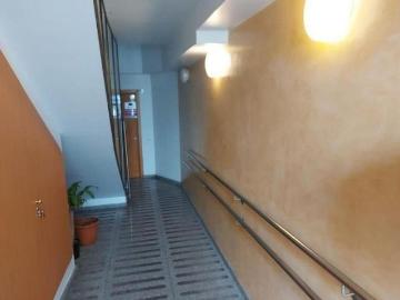 Piso en venta en calle Campoamor, Hospitalet de Llobregat, L´, de 55 m² 1 habitación por 134.900