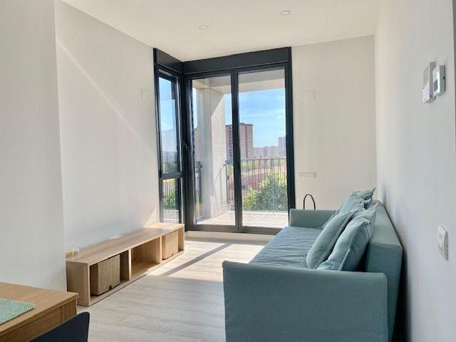 Piso en venta en calle Can Tries, Hospitalet de Llobregat, L´, de 63 m² 2 habitaciones por 480.000