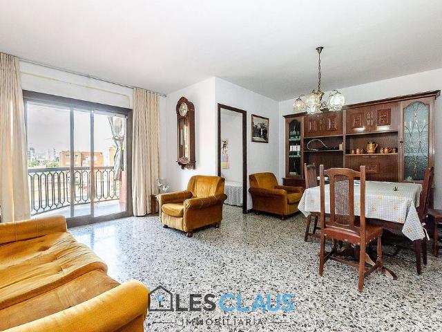 Piso en venta en calle Can Serra, Hospitalet de Llobregat, L´, de 112 m² 4 habitaciones por 312.000