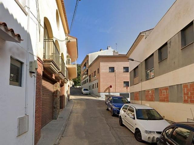 Piso en venta en calle Canàries, Roca del Vallès, la, de 77 m² 3 habitaciones por 115.000