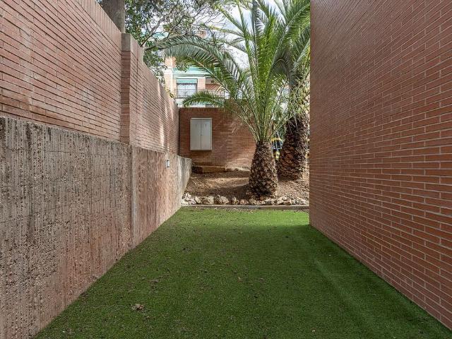 Piso en venta en calle Canigo, Barcelona, de 47 m² 2 habitaciones por 450.000