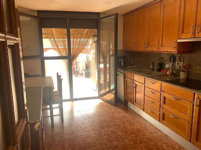 Piso en venta en calle Cantabria, Franqueses del Vallès, les, de 110 m² 3 habitaciones por 370.000
