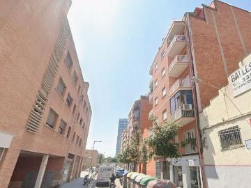 Piso en venta en calle Castelao de, Hospitalet de Llobregat, L´, de 63 m² 1 habitación por 133.000