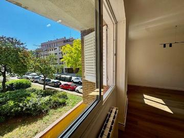 Piso en venta en calle Castellar del Valles de, Sabadell, de 83 m² 3 habitaciones por 289.000