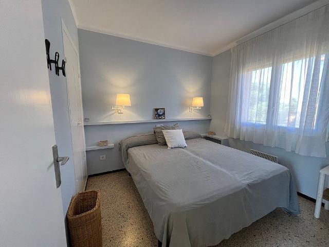Piso en venta en calle Cardina, Torroella de Montgrí, de 45 m² 1 habitación por 169.000