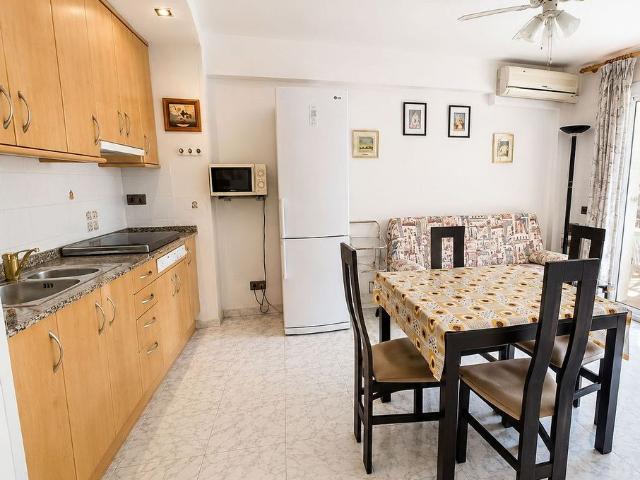 Piso en venta en calle Carles Buigas, Salou, de 86 m² 3 habitaciones por 175.000