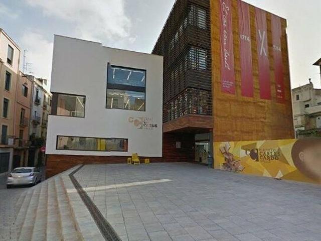 Piso en venta en calle Carles Cardó, Valls, de 66 m² 3 habitaciones por 136.000