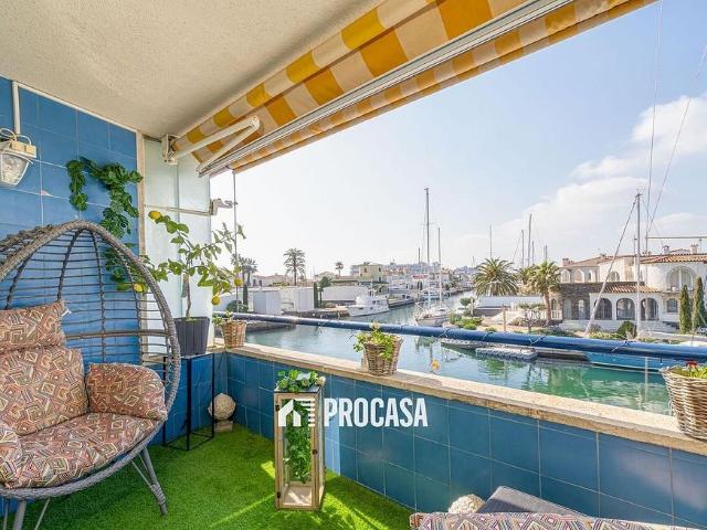 Piso en venta en calle Cavall de Mar, Castelló d´Empúries, de 75 m² 2 habitaciones por 449.000