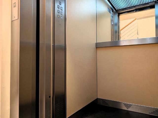 Piso en venta en calle Cervantes de, Terrassa, de 74 m² 2 habitaciones por 249.000