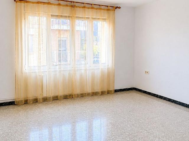 Piso en venta en calle Churruca, Vilanova del Camí, de 102 m² 3 habitaciones por 157.000