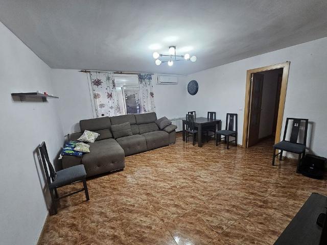 Piso en venta en calle CL Mare de Deu de Fatima, Rubí, de 60 m² 3 habitaciones por 220.000