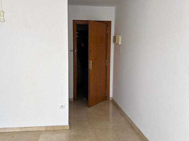 Piso en venta en calle CL Miquel Vives de, Terrassa, de 62 m² 2 habitaciones por 225.000
