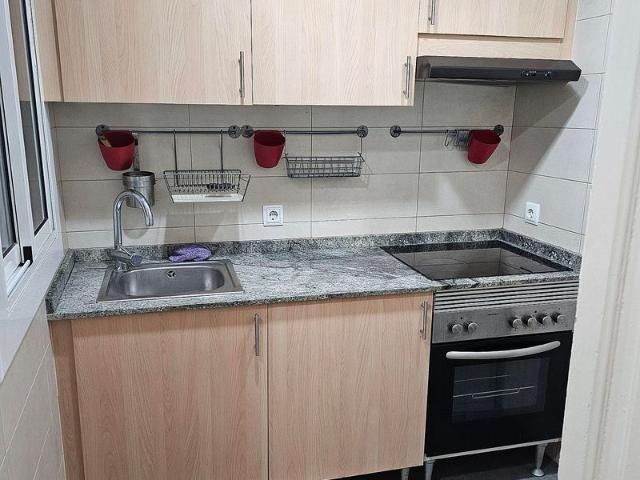 Piso en venta en calle CL Assaonadors, Barcelona, de 66 m² 3 habitaciones por 290.000