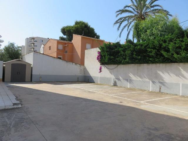 Piso en venta en calle CL Coral, Torroella de Montgrí, de 82 m² 3 habitaciones por 199.000