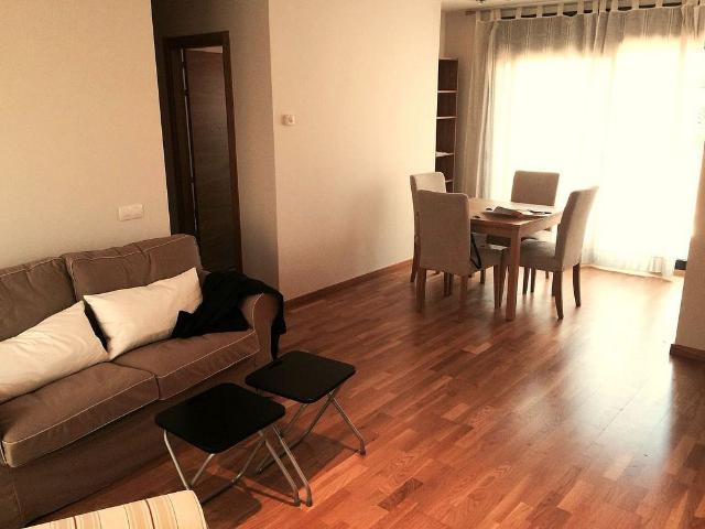 Piso en venta en calle CL Corretgers, Vic, de 83 m² 2 habitaciones por 260.000