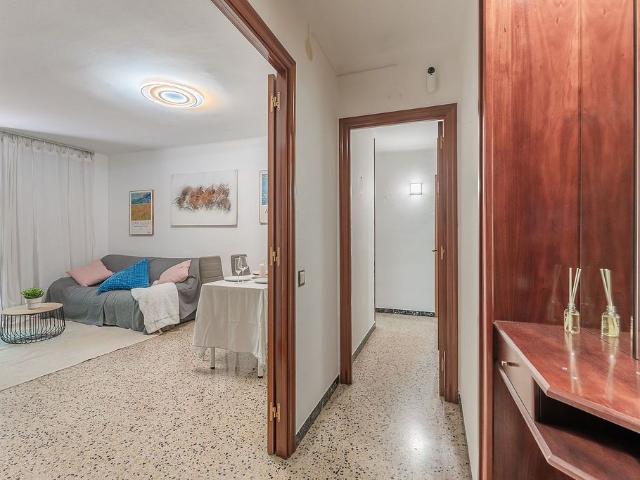 Piso en venta en calle CL Enric Morera, Mollet del Vallès, de 73 m² 3 habitaciones por 250.000